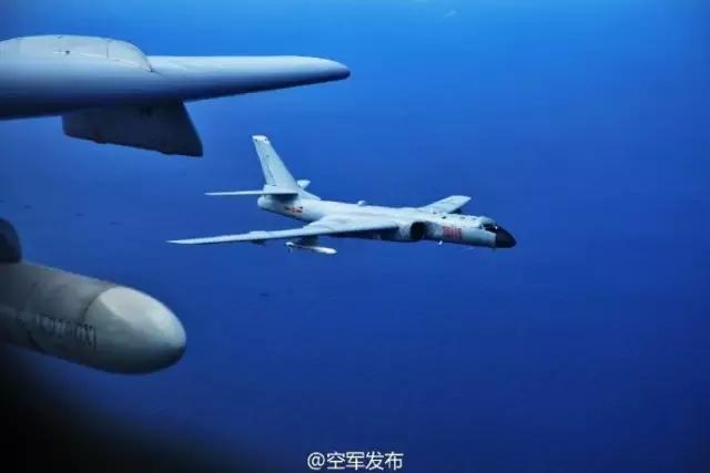 空军多型战机挂弹出击，展现现代科技力量与魅力，直达台岛周边