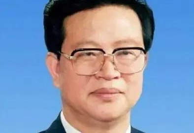 副市长54岁辞职外逃背后，揭秘举报市委书记的真相与故事