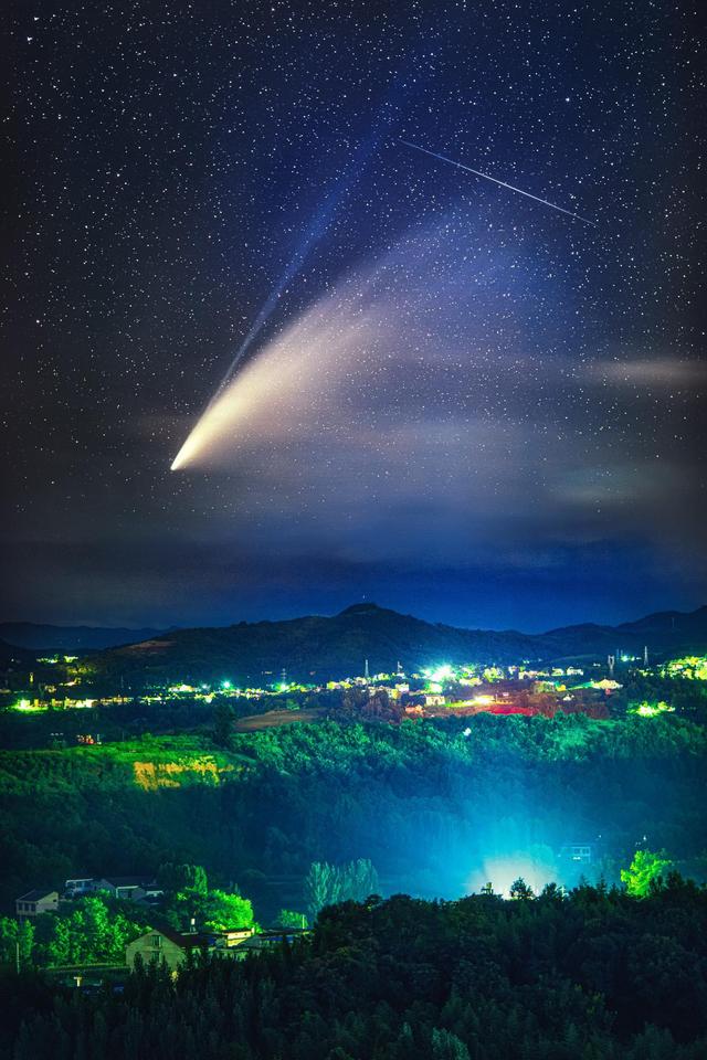 彗星再现，科技新品点亮星空梦，迎接最美时刻