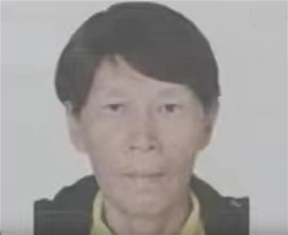 杨妞花视角下的余华英，从推脱责任到自我革新的转变之路