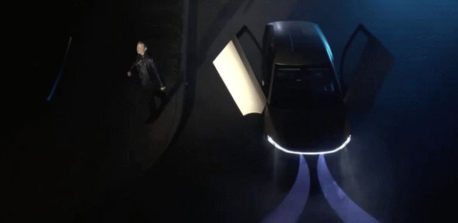 特斯拉推出无人驾驶Model Y，革新与挑战并存的驾驶新纪元