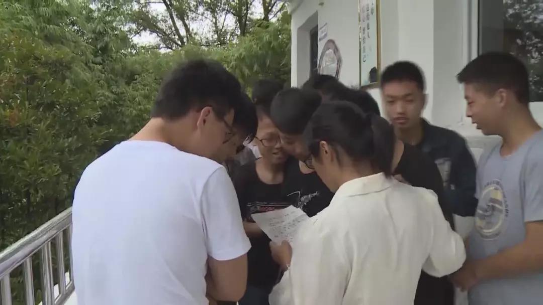 丰都新闻动态，城市变迁中的自信与成就感，学习成就未来