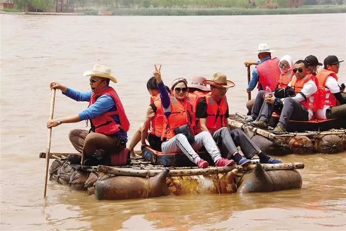 男子自制筏子宁夏漂流至河南，追梦励志之旅启程