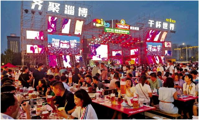 最新搞笑新闻，自然美景之旅，寻找内心的平和与欢笑