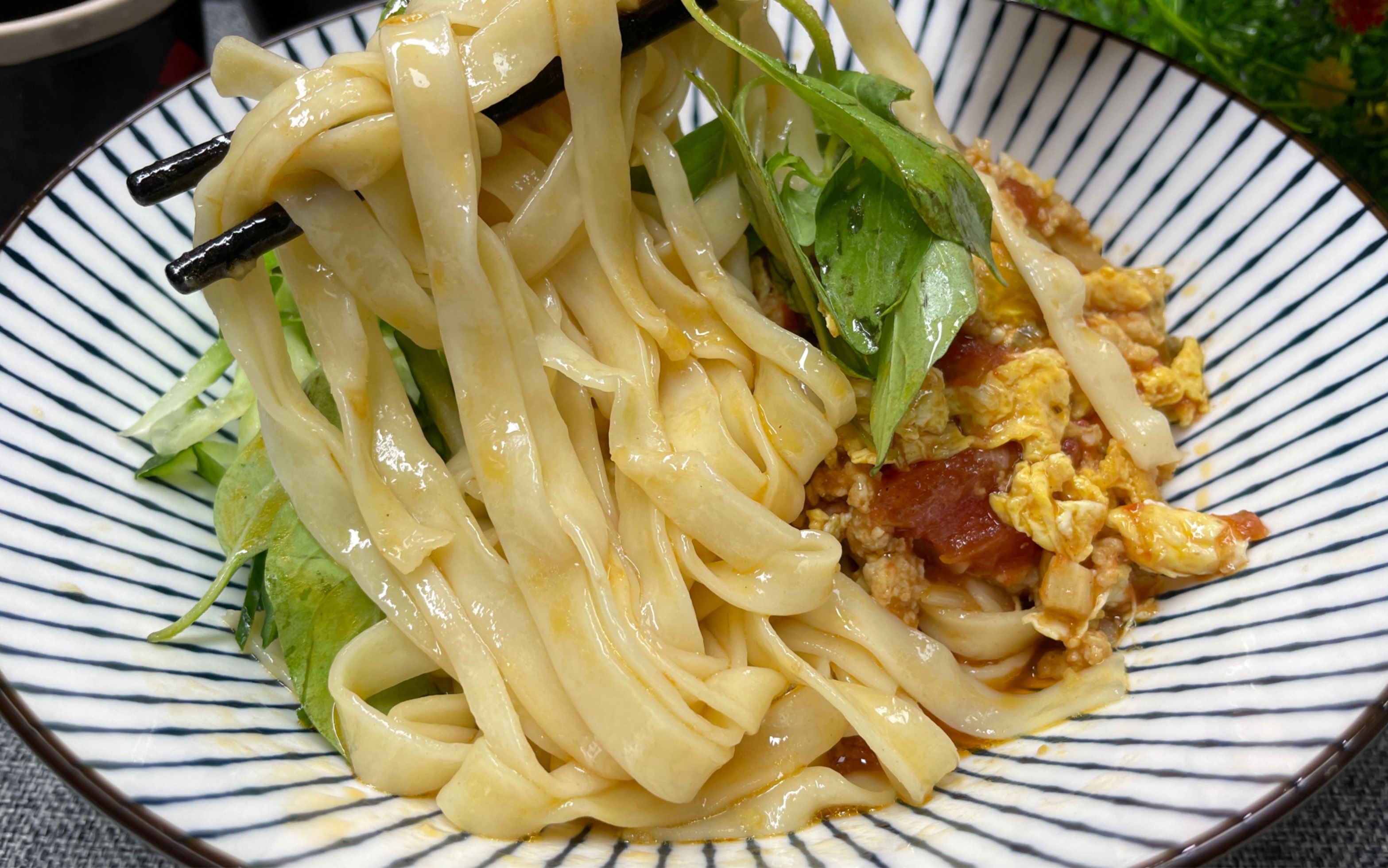 揭秘最新捞面，令人一吃难忘的美味面食！