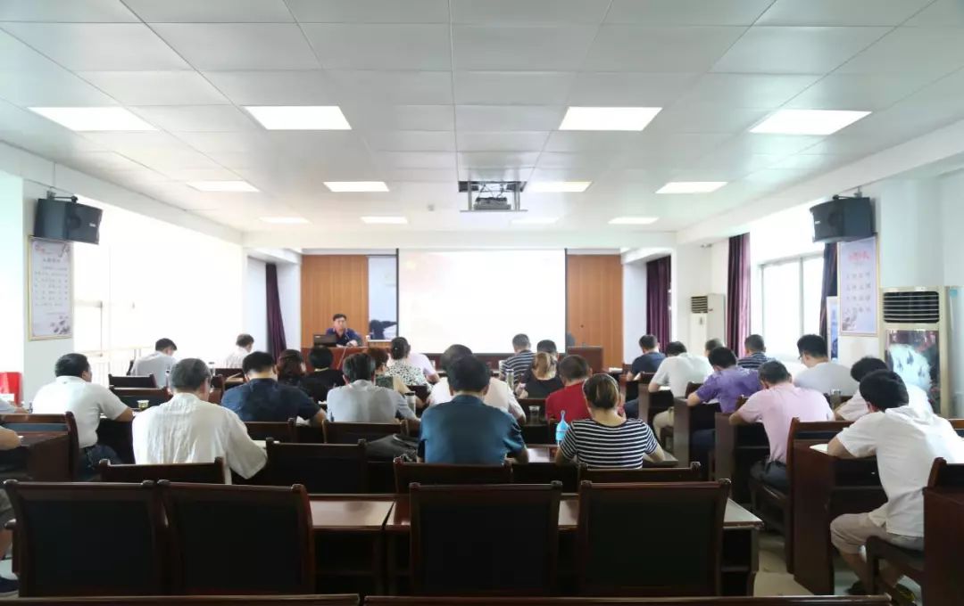 最新畜牧兽医招聘信息发布，开启职业新篇章，实现梦想自我
