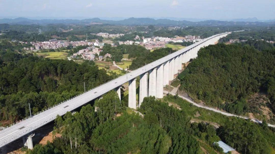 贵南高铁