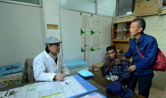 神医混乡村最新动态，揭秘乡村神医的神秘故事