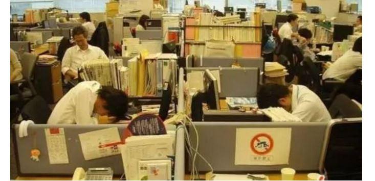 武汉八零现象，深度解读一种观点下的八人故事