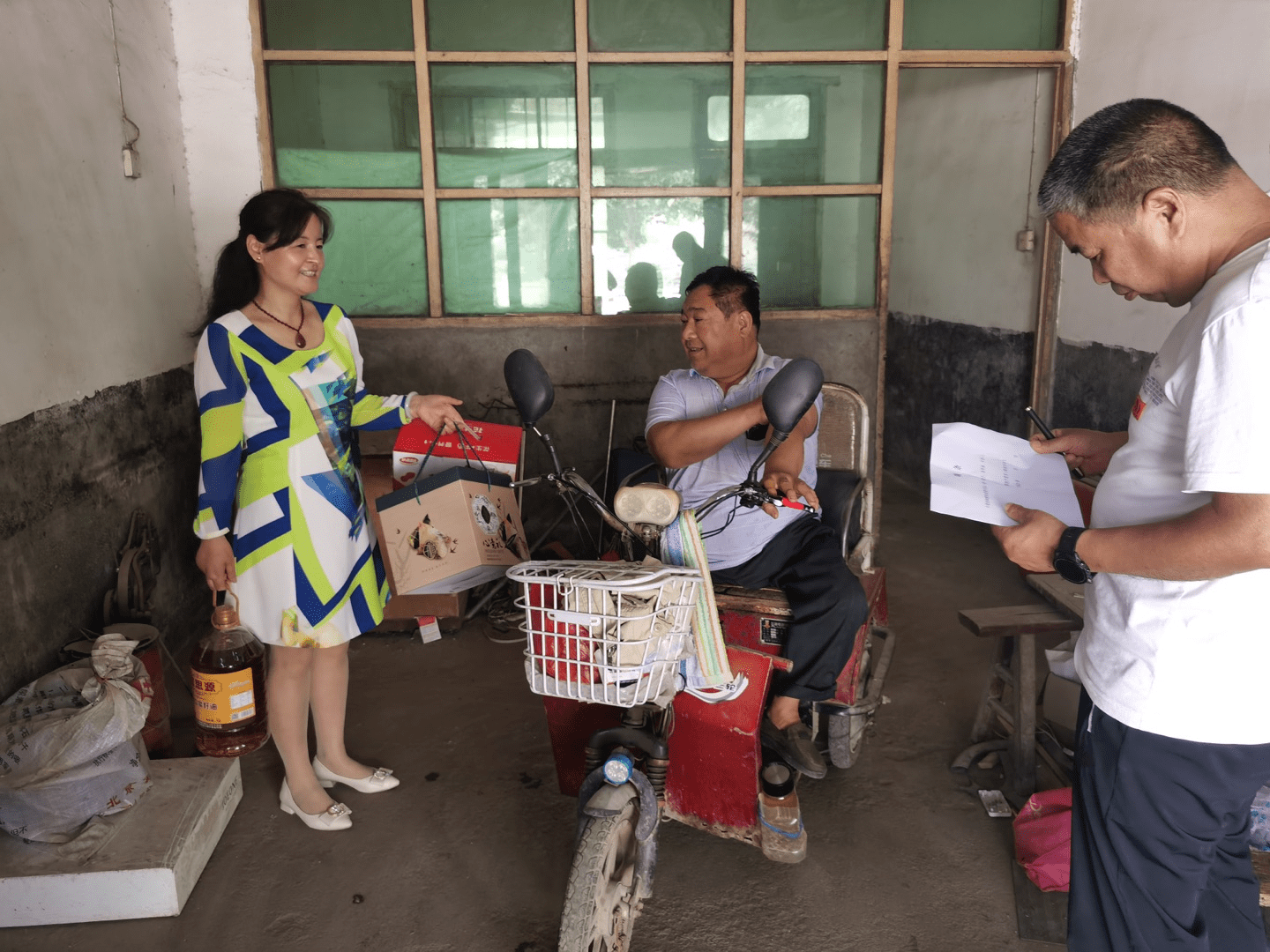 美国选情最新动态与温馨日常观察