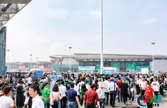 科技引领智能畜牧业新动态，最新猪价实时查询系统助你洞悉市场动态