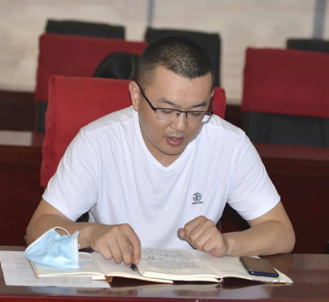 杨尚庞的最新动态，变化中的力量与自信成就之路