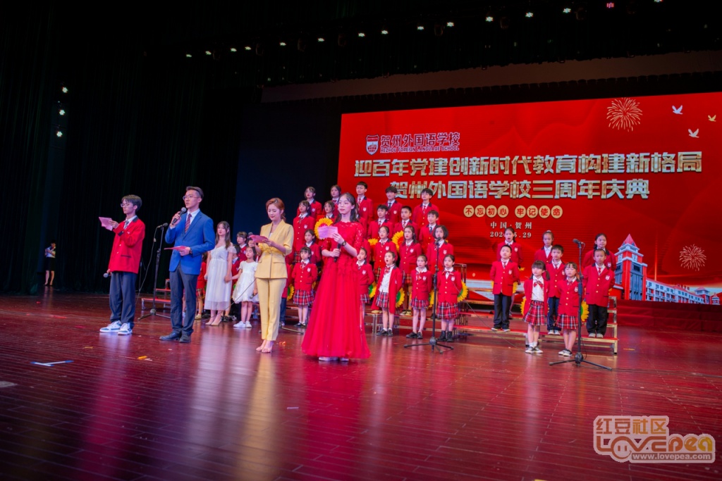 美国校园电影，青春成长与文化的交融
