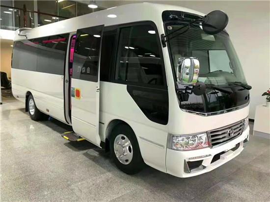 丰田考斯特最新报价，启程探索自然美景的旅行伙伴